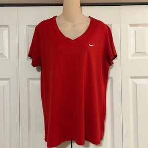 Nike Women's Red Short Sleeve Tee